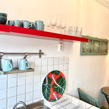 Cosy Art Flat 2 Апартаменты *