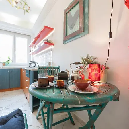 Cosy Art Flat 2